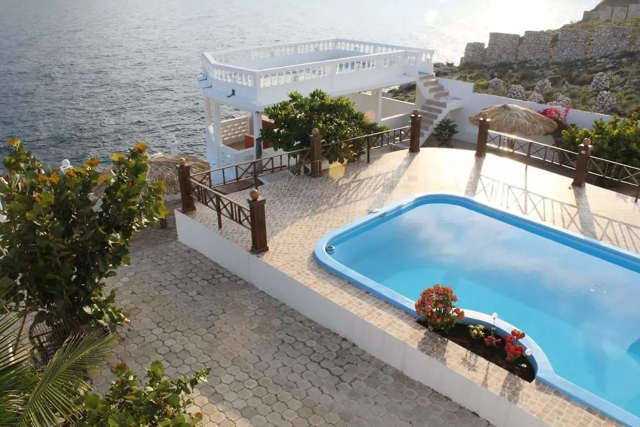 Maxanika Bed and Breakfast Jacmel Bed & Breakfast